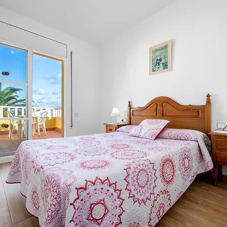 Amador Villa