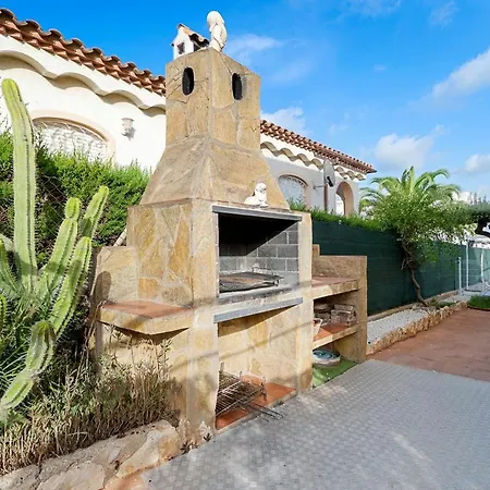 Amador Villa