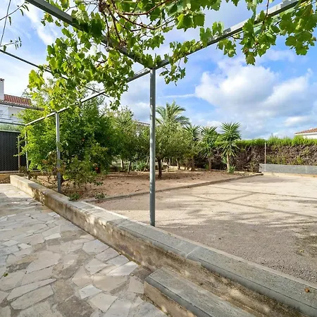 Amador Villa